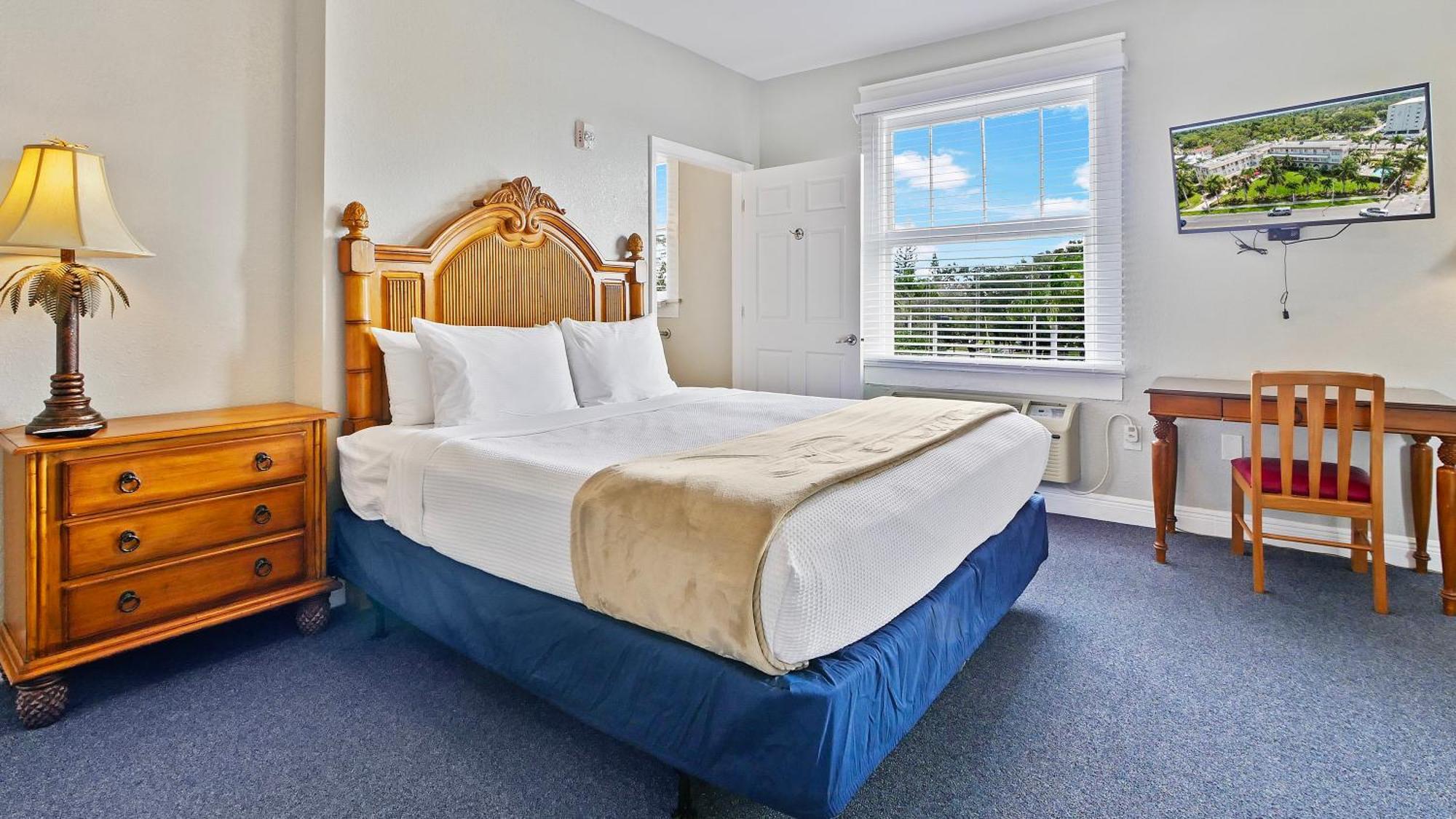 Hotel Crystal Bay Historic